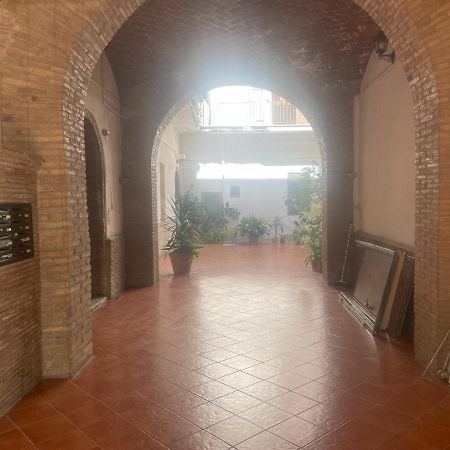 Be Your Home - Grazioso Monolocale Tra Porto E Stazione Civitavecchia Dış mekan fotoğraf